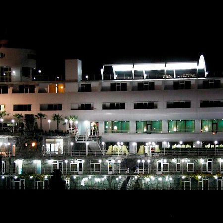Cruise Hotel Tbiliszi Kültér fotó